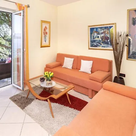 Apartment Klara Malinska Porat (Krk)