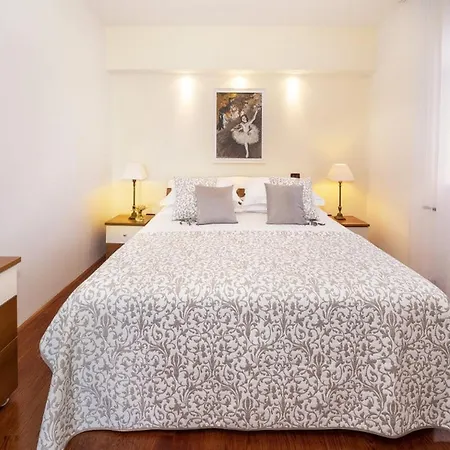Apartment Klara Malinska *